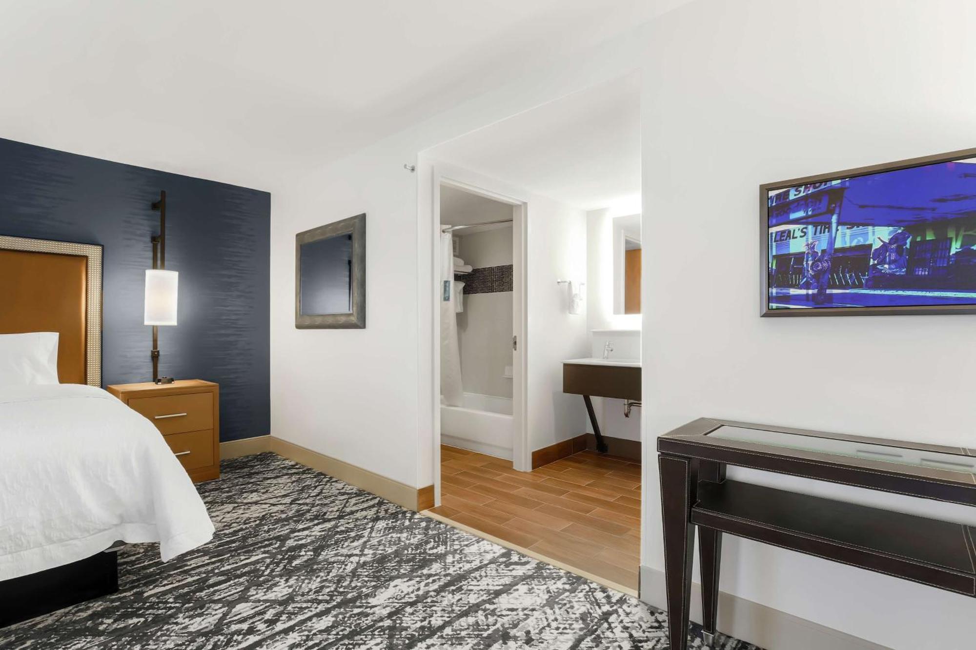 Hampton Inn & Suites Austin-Downtown/Convention Center Buitenkant foto